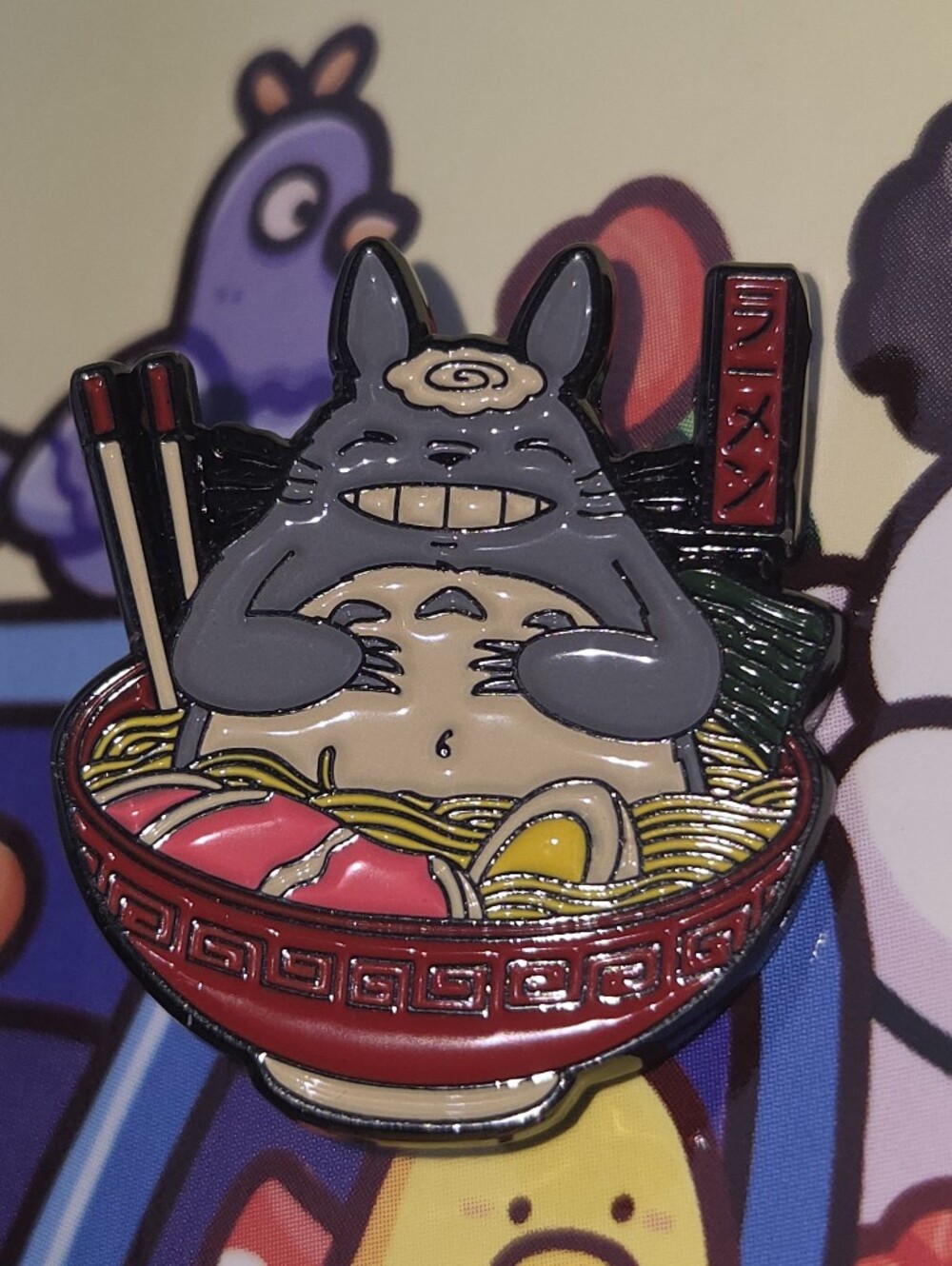 Gray Totoro Ramen Enamel Pin - Cute Cat-Inspired Pet Accessory